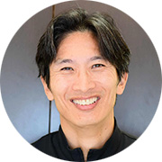 「飽きることなくクスッと笑いながら理解を深められる」